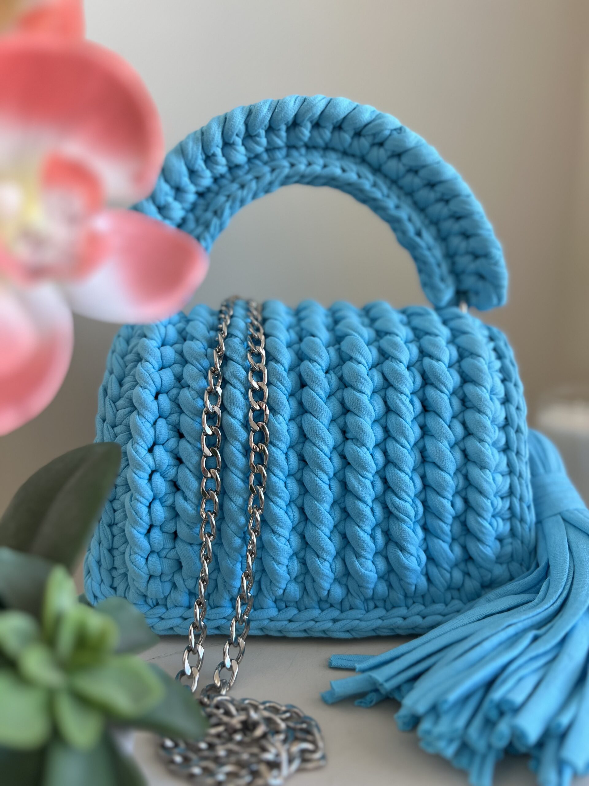The Lunaria Clutch image 1