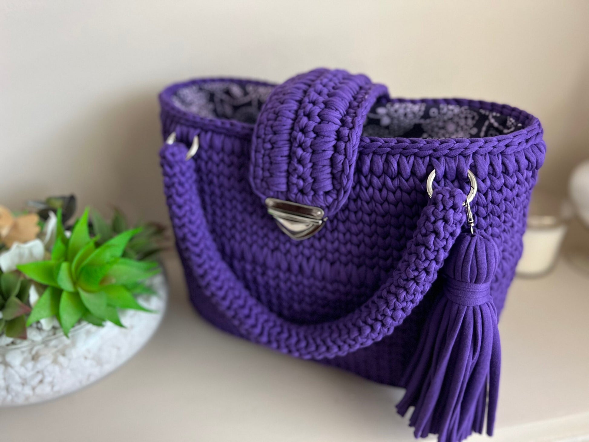 The Valencia Tote Bag image 0
