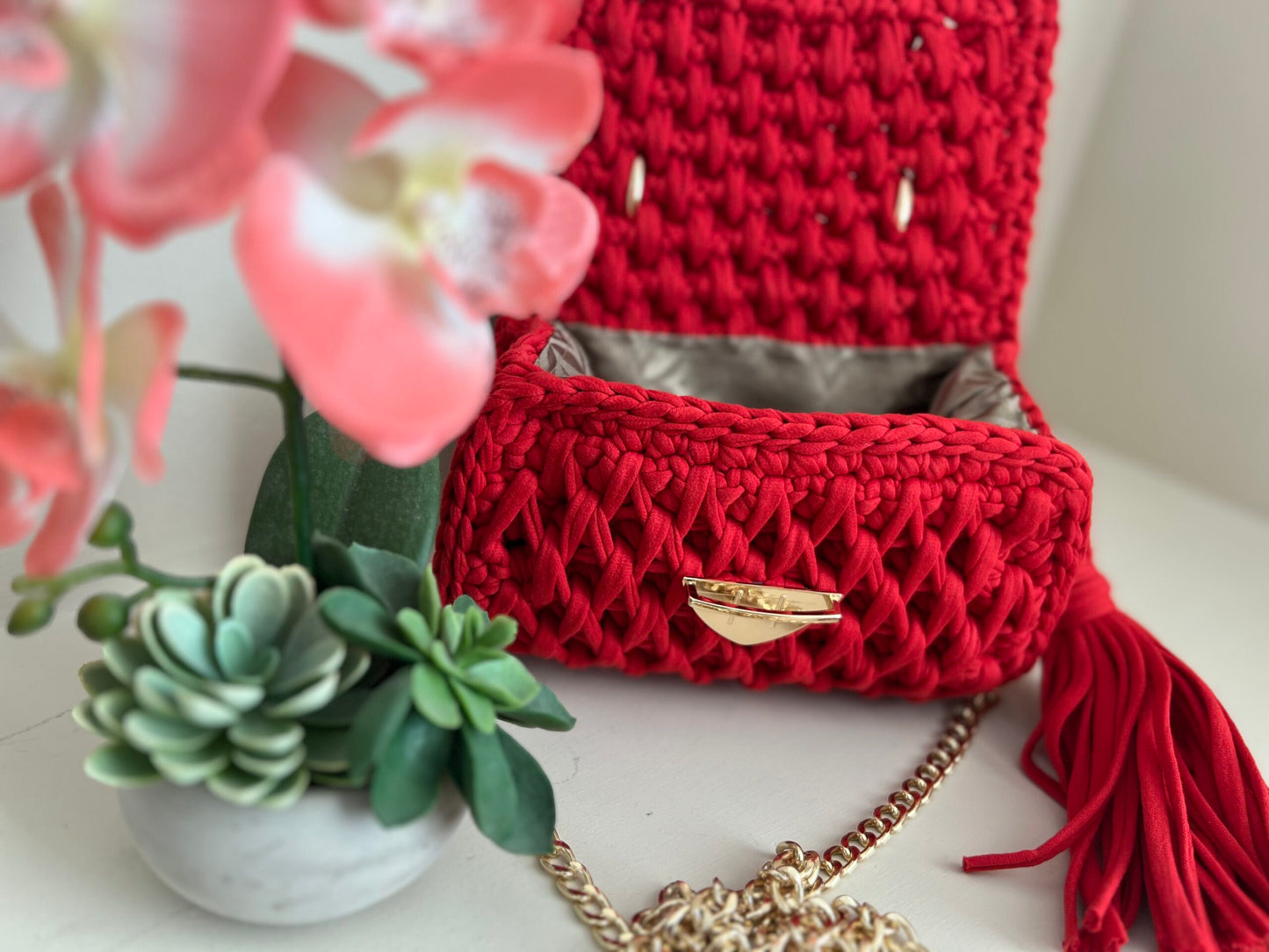 The Honeycomb Legacy Bag image 4