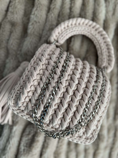 The Lunaria Clutch image