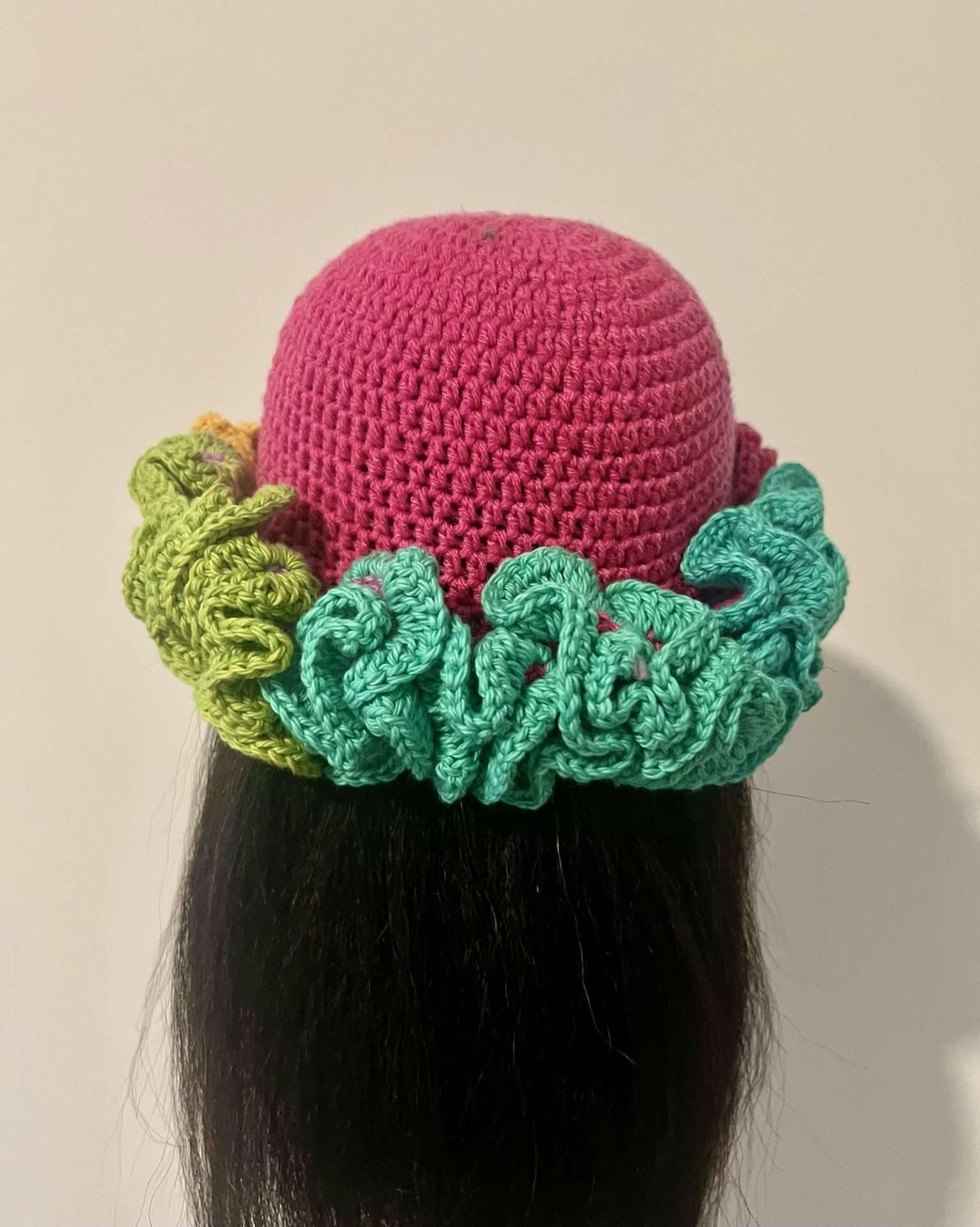 Xtra Ruffle Hat image 6